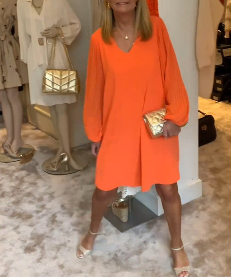 Solid color lantern sleeve V-neck dress