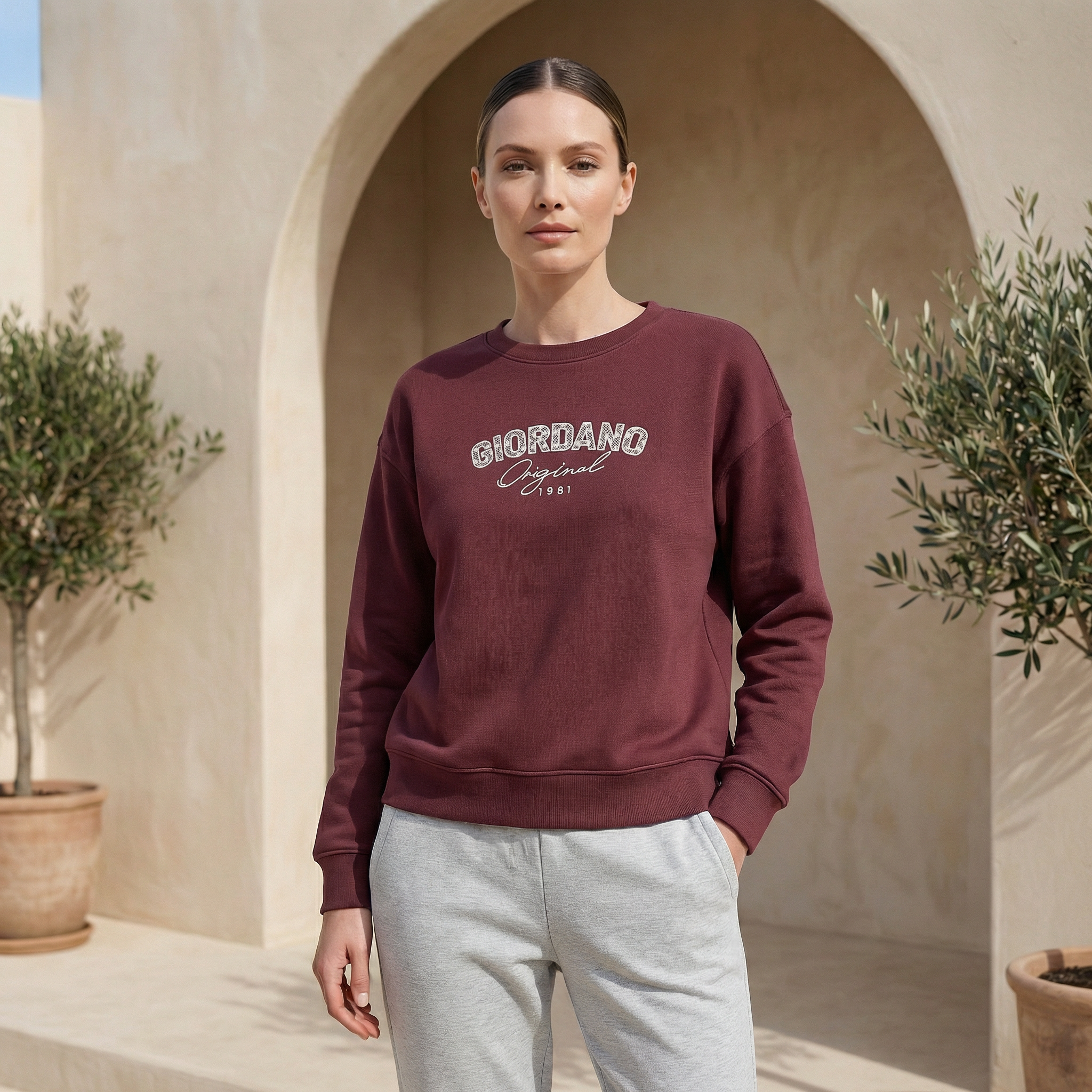 Logo Graphic Crew Neck Sweatshirt
