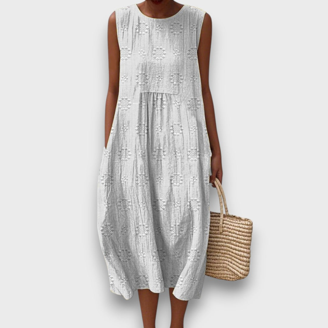 Serava – Embroidered Midi Dress