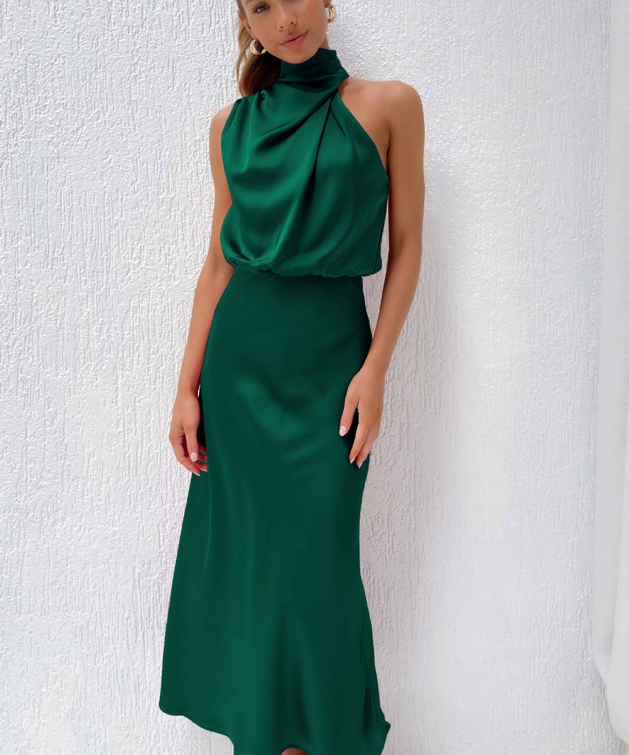 Backless Halter Neck Flowy Maxi Dress