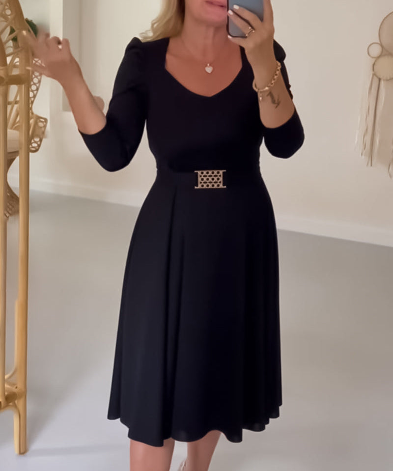 Solid color waist dress