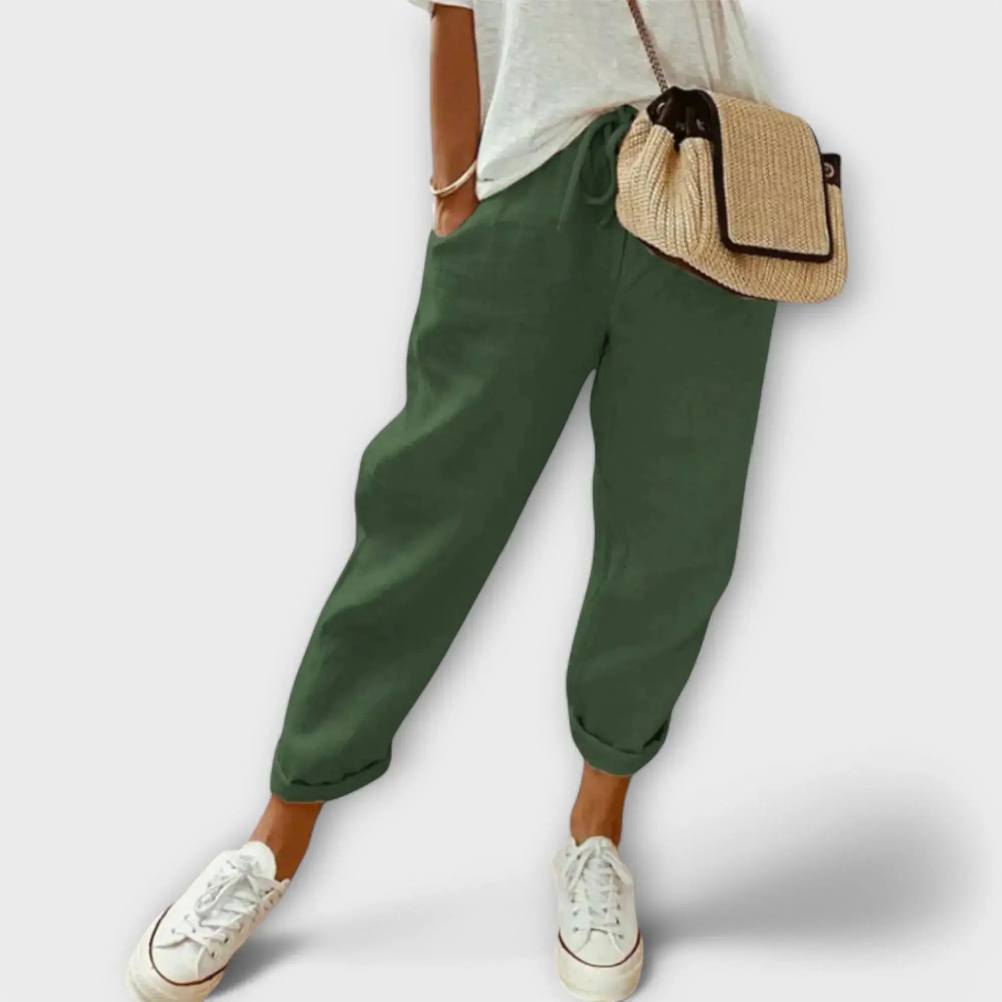 Benia – Airy Leisure Pants with a Feminine Silhouette