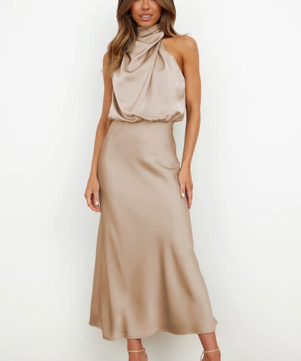Backless Halter Neck Flowy Maxi Dress